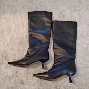 Elegant Black Knee-High Women's Boots